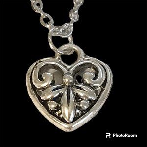 Fleur de Lis Heart Charm Necklace Silver Tone Vintage Nola Saints Mardi Gras 18"